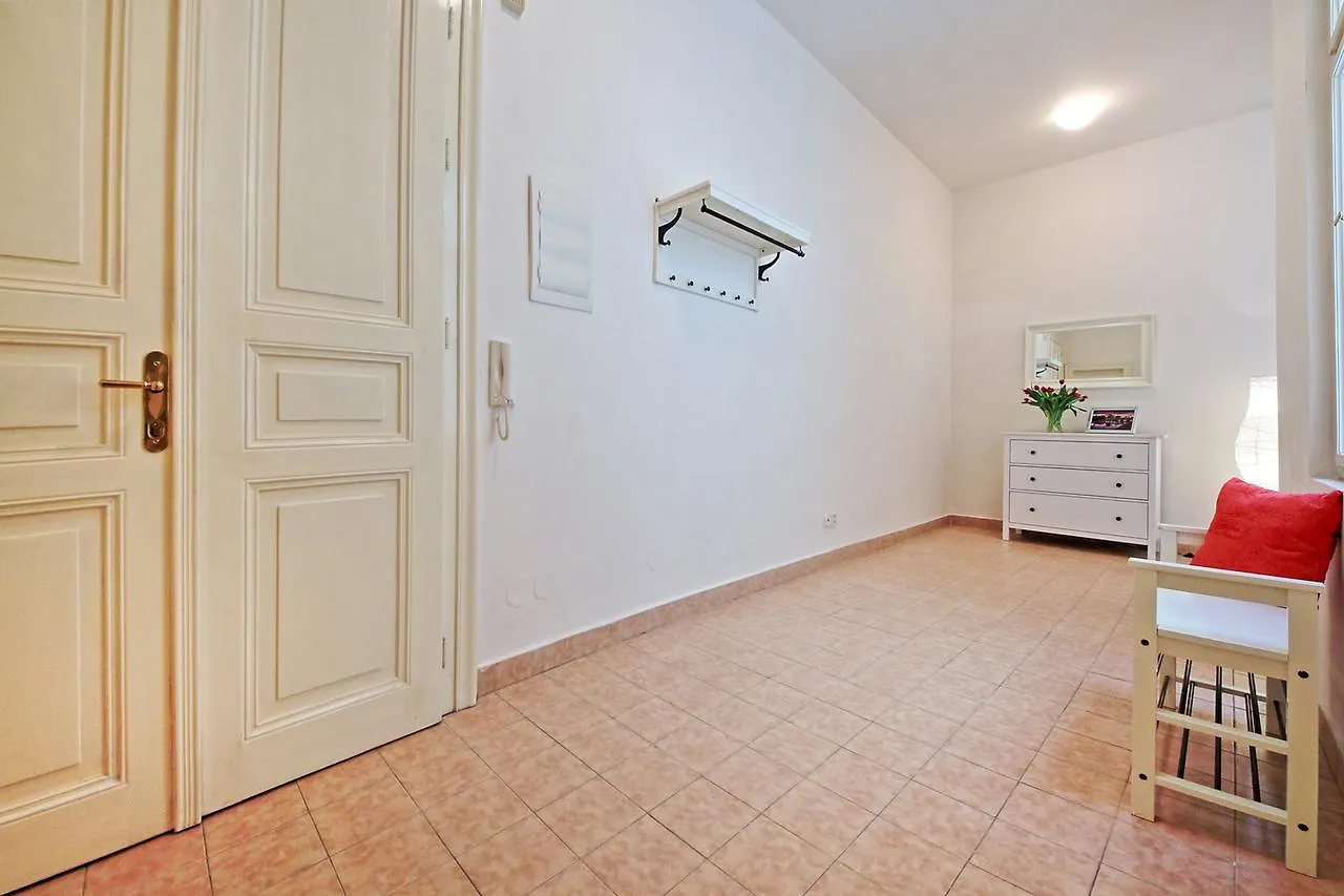 Louvre Apartment プラハ 0*,  チェコ